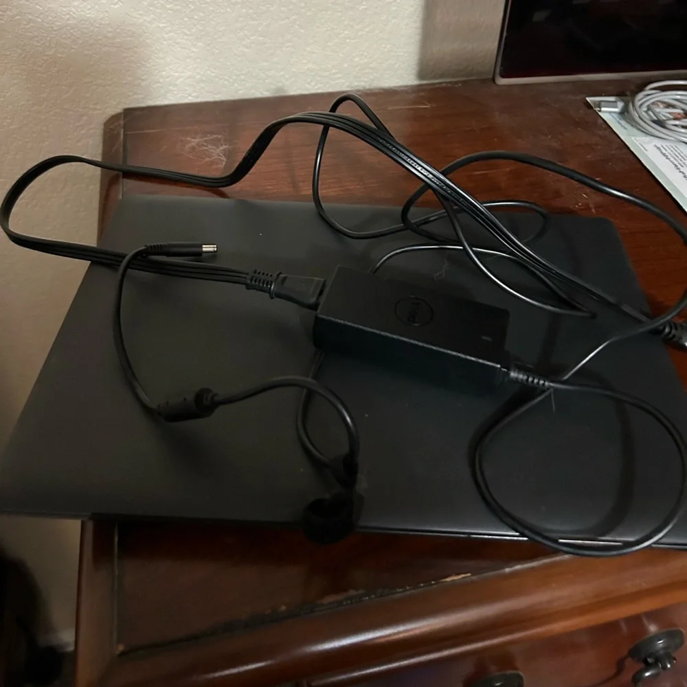 2021 Dell Laptop with charger